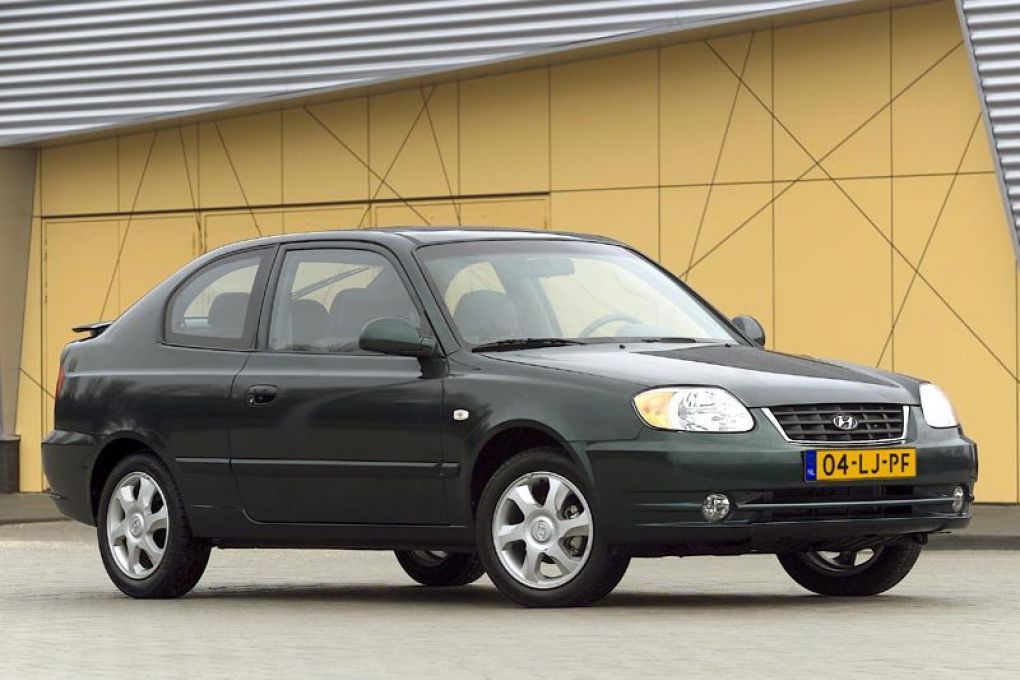 Хендай акцент 1.3. Hyundai Accent 2003. Hyundai Accent 2004 хэтчбек. Hyundai Accent 1. Hyundai Accent 1.6.